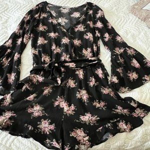 American Eagle Outfitters Size M